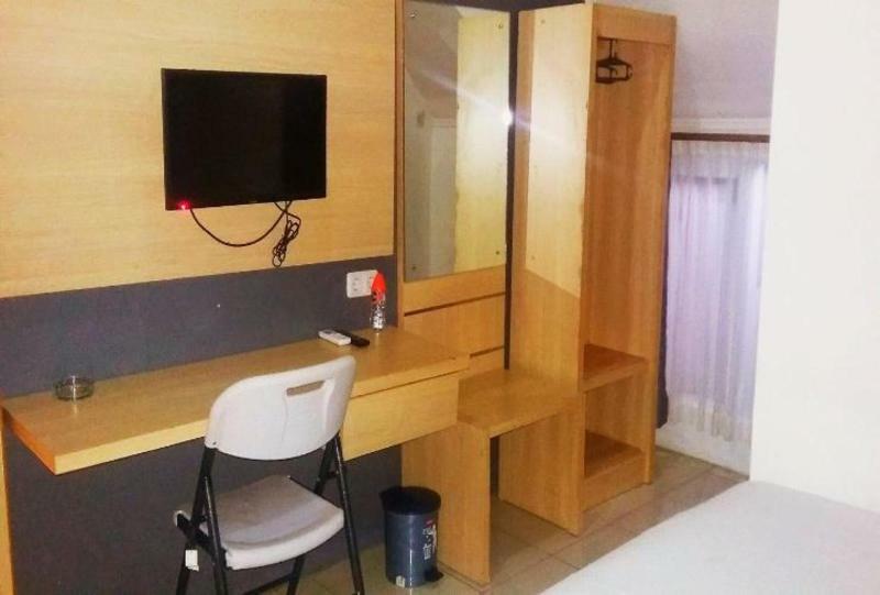 Reddoorz @ Hotel Arimbi Dewi Sartika Baru Bandung Luaran gambar